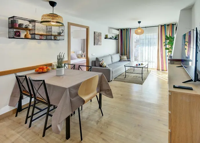Pau Casals, 2 Min Walk From The Sea & Sea View Διαμέρισμα Λορέτ Ντε Μαρ
